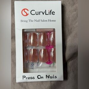NEW Curvlife Press On Nails - Metallic